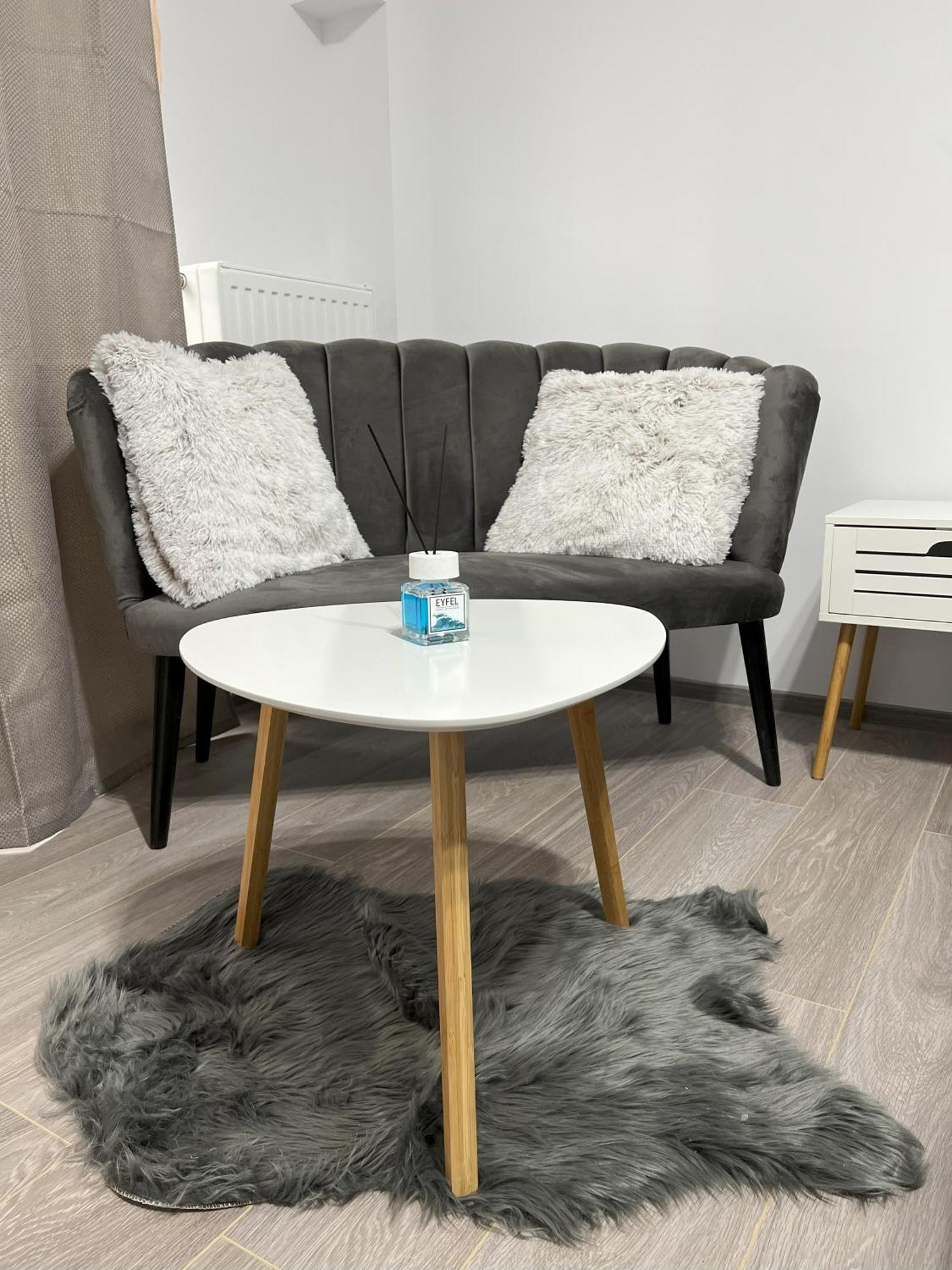 Refined Studio Haven At Exigent Plaza - 08 Бухарест Экстерьер фото